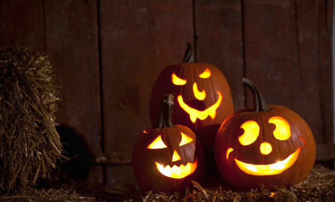 halloween-decoration-pumpkins