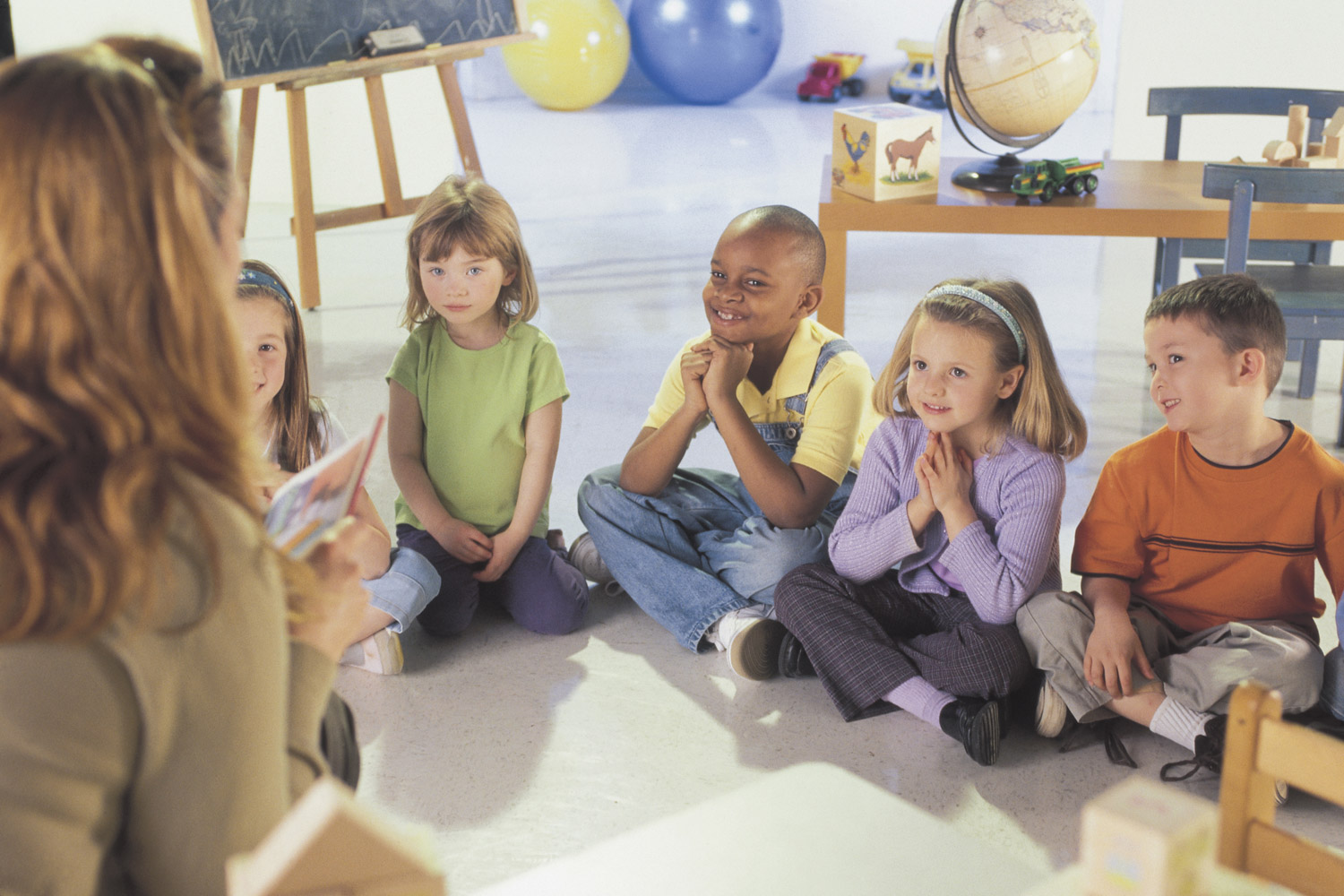 Kindergarten lessons. Child Listening stories. Kids Listening stories.