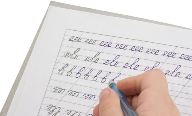 cursive-handwriting-child-classroom