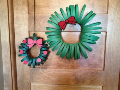 5 Fun (and Easy!) DIY Christmas Wreaths - Daily Parent